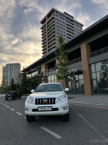 Toyota Land Cruiser Prado 2012, 150,000 km - 2.7 л - Bakı