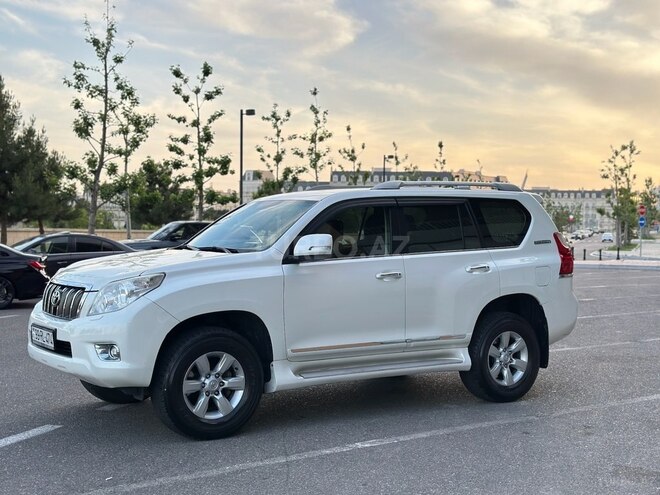 Toyota Land Cruiser Prado 2012, 150,000 km - 2.7 л - Bakı