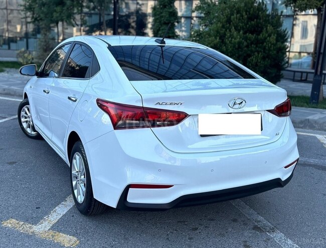 Hyundai Accent 2020, 178,500 km - 1.6 л - Bakı