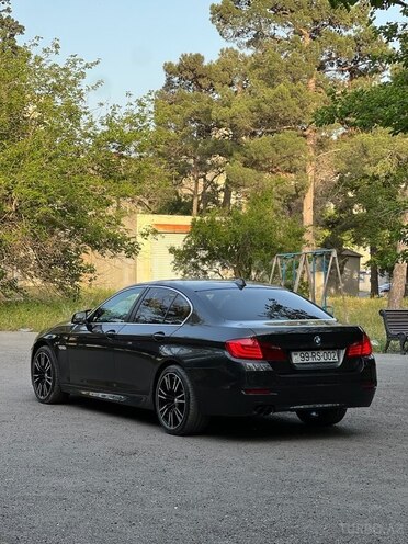 BMW 528 2011, 287,000 km - 3.0 л - Bakı