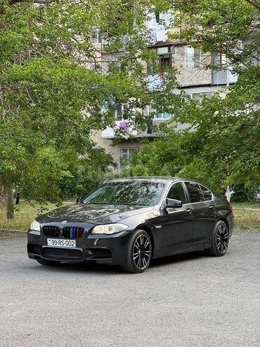 BMW 528 2011, 287,000 km - 3.0 л - Bakı