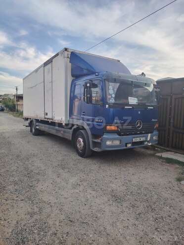Mercedes Atego 1223 2000, 591,568 km - 6.4 л - Şirvan