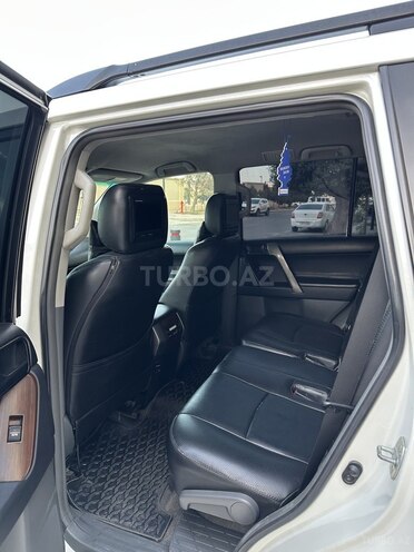 Toyota Land Cruiser Prado 2010, 288,225 km - 2.7 l - Bakı