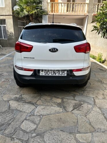Kia Sportage 2013, 210,652 km - 2.0 л - Tovuz