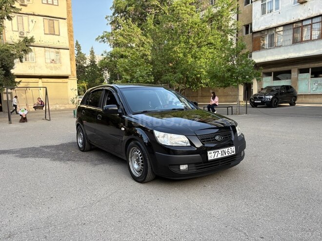 Kia Rio 2006, 268,000 km - 1.4 l - Bakı