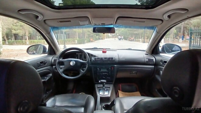 Volkswagen Passat 2004, 258,466 km - 1.8 l - Xırdalan