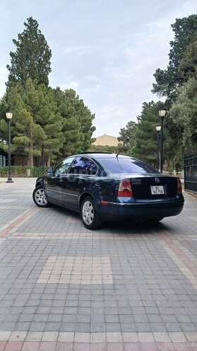 Volkswagen Passat 2004, 258,466 km - 1.8 l - Xırdalan