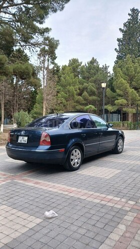 Volkswagen Passat 2004, 258,466 km - 1.8 l - Xırdalan