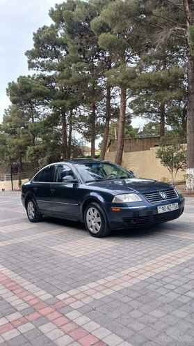 Volkswagen Passat 2004, 258,466 km - 1.8 l - Xırdalan