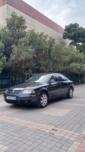 Volkswagen Passat 2004, 258,466 km - 1.8 l - Xırdalan