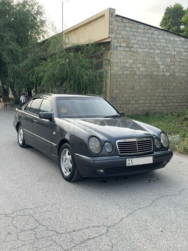 Mercedes E 230 1997, 500,000 km - 2.3 l - Ağdaş