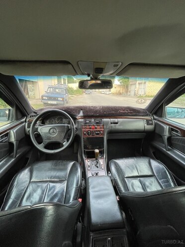 Mercedes E 230 1997, 500,000 km - 2.3 l - Ağdaş