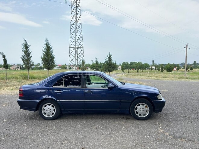 Mercedes C 250 d 1995, 546,000 km - 2.5 l - Tovuz