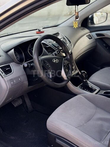 Hyundai Elantra 2014, 218,000 km - 1.8 l - Bakı