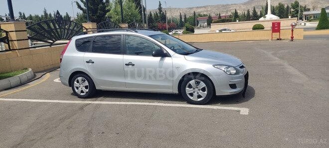 Hyundai i30 2010, 218,660 km - 1.4 l - Mingəçevir