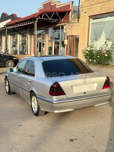 Mercedes C 220 d 1996, 525,000 km - 2.2 л - Quba