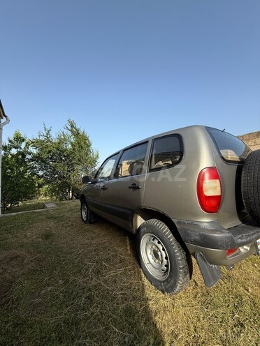 Chevrolet Niva 2008, 187,000 km - 1.7 l - Quba
