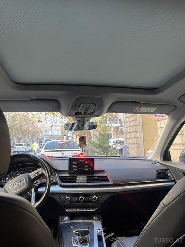 Audi Q5 2017, 45,000 km - 2.0 l - Bakı