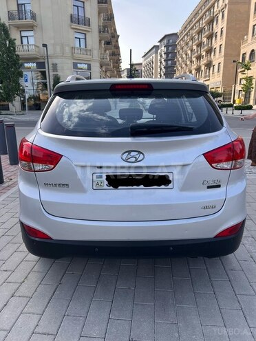 Hyundai ix35 2013, 141,368 km - 2.4 л - Bakı