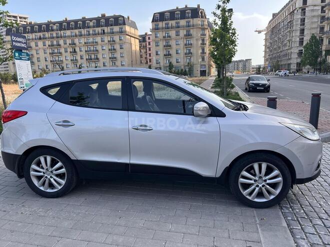 Hyundai ix35 2013, 141,368 km - 2.4 л - Bakı