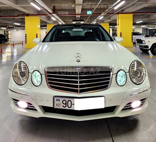 Mercedes E 200-1