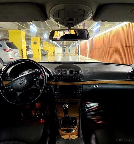 Mercedes E 200-9