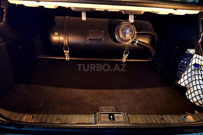 Mercedes E 200-14