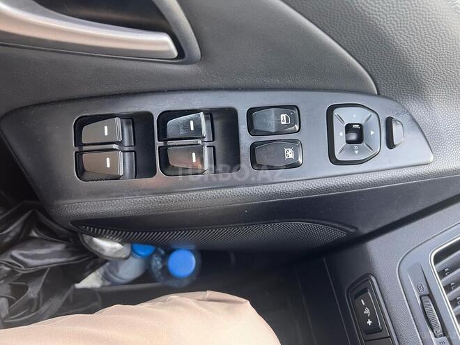 Hyundai ix35 2013, 141,368 km - 2.4 л - Bakı