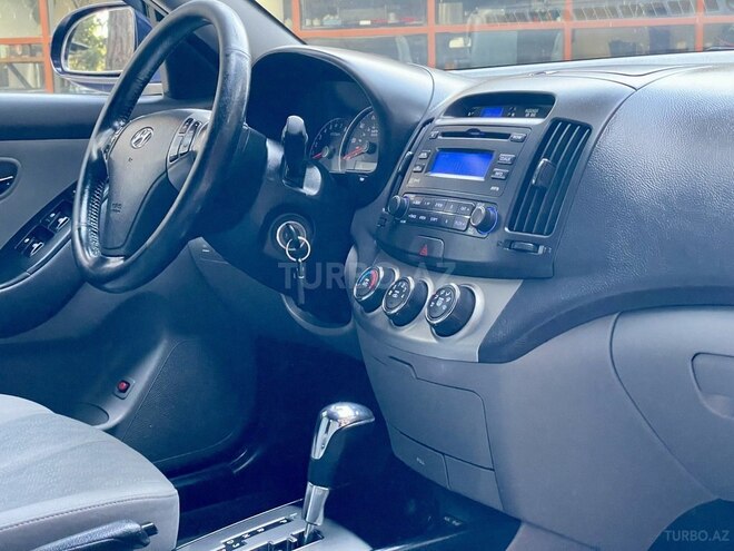 Hyundai Elantra 2010, 141,200 km - 2.0 l - Bakı