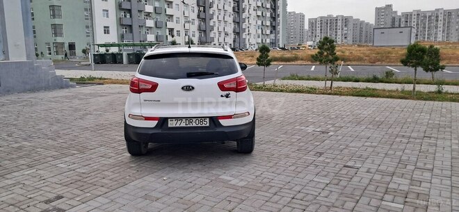 Kia Sportage 2011, 220,985 km - 2.0 l - Bakı