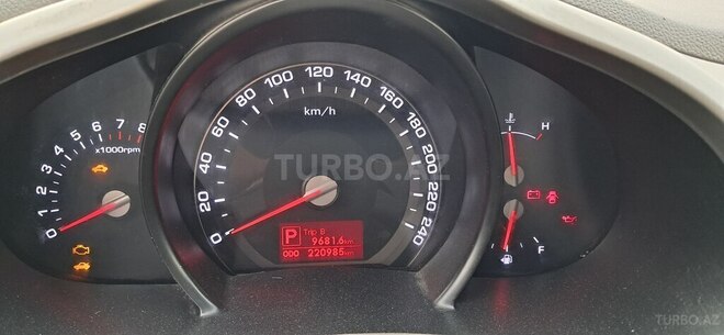 Kia Sportage 2011, 220,985 km - 2.0 l - Bakı