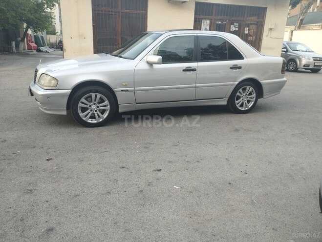 Mercedes C 220 d 1998, 452,000 km - 2.2 л - Bakı