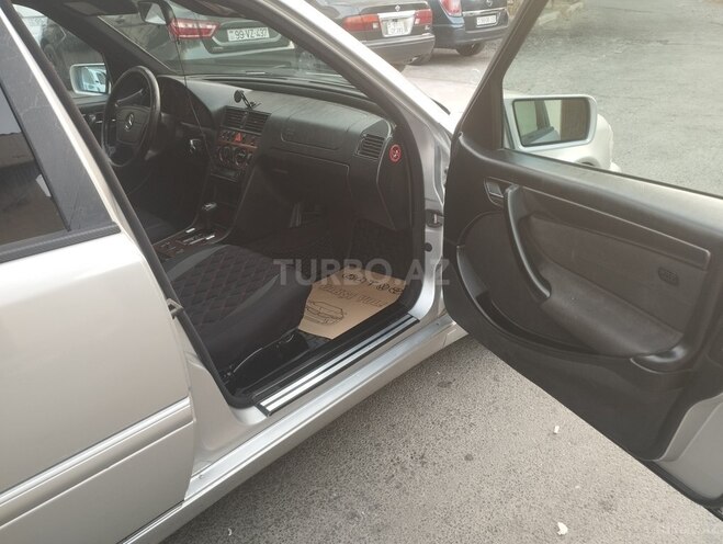 Mercedes C 220 d 1998, 452,000 km - 2.2 л - Bakı
