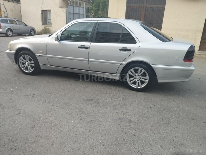 Mercedes C 220 d 1998, 452,000 km - 2.2 л - Bakı