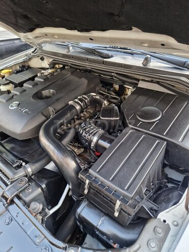 Nissan Pathfinder 2005, 331,481 km - 2.5 л - Bakı