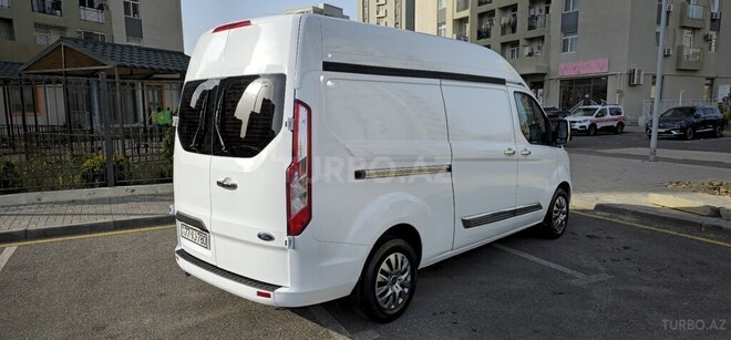 Ford Tourneo Custom 2015, 315,000 km - 2.2 л - Bakı