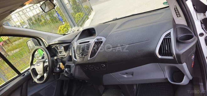 Ford Tourneo Custom 2015, 315,000 km - 2.2 л - Bakı