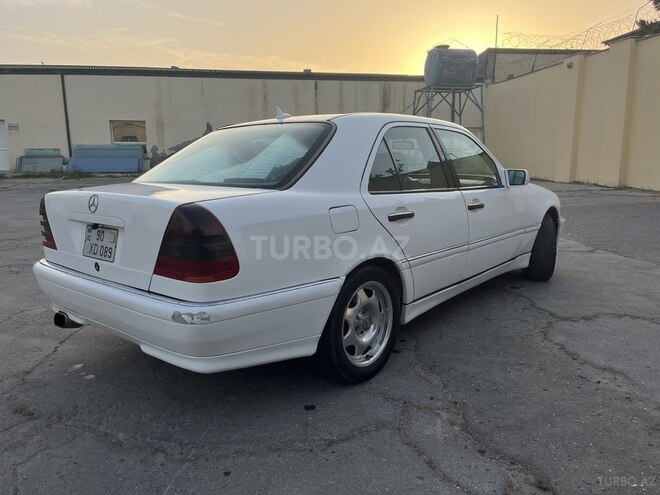 Mercedes C 230 2000, 283,000 km - 2.3 l - Bakı