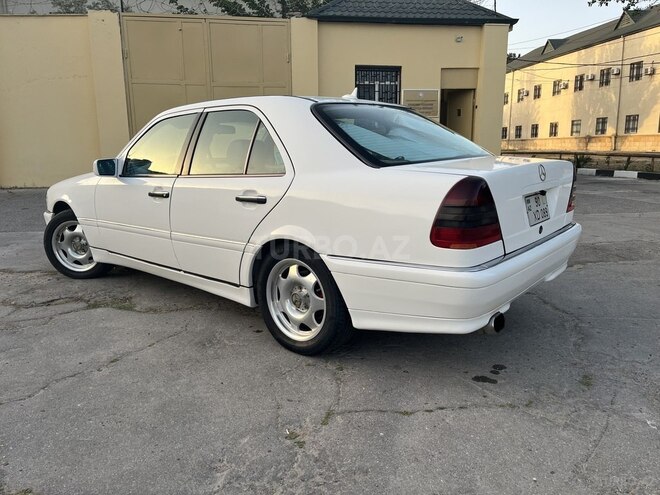 Mercedes C 230 2000, 283,000 km - 2.3 l - Bakı