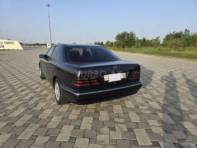 Mercedes E 220 d 2000, 359,000 km - 2.2 l - Bakı
