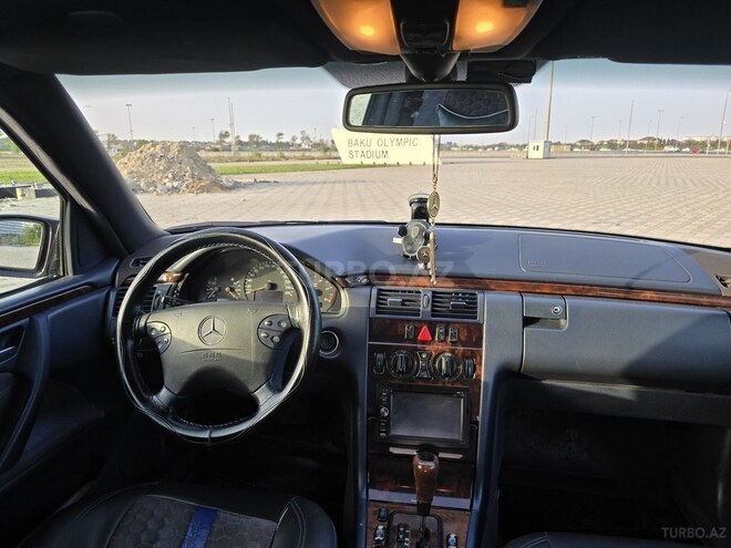 Mercedes E 220 d 2000, 359,000 km - 2.2 l - Bakı