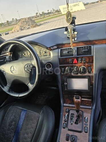 Mercedes E 220 d 2000, 359,000 km - 2.2 l - Bakı