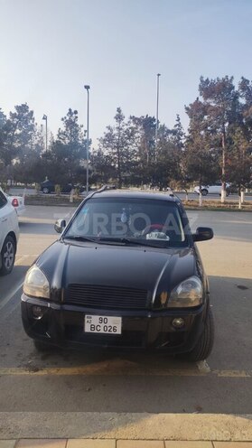 Hyundai Tucson 2007, 300,000 km - 2.0 l - Salyan