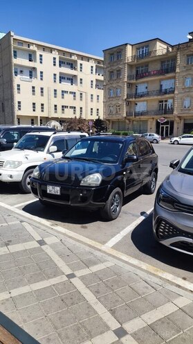 Hyundai Tucson 2007, 300,000 km - 2.0 l - Salyan