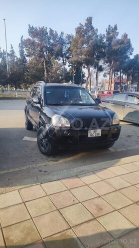 Hyundai Tucson 2007, 300,000 km - 2.0 l - Salyan