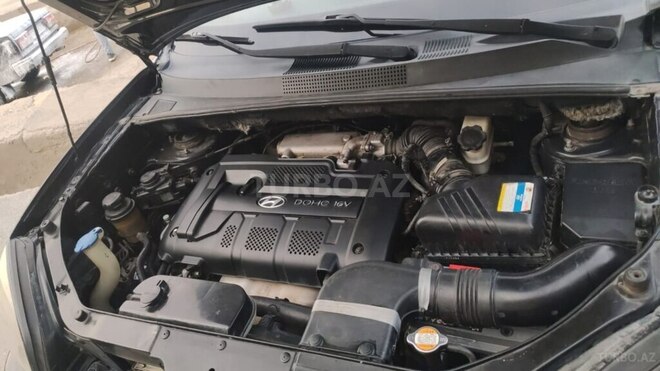 Hyundai Tucson 2007, 300,000 km - 2.0 l - Salyan