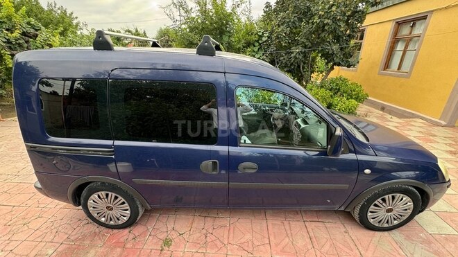 Opel Combo 2006, 282,454 km - 1.3 l - Sumqayıt