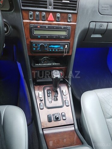 Mercedes C 240 2000, 379,814 km - 2.4 l - Salyan