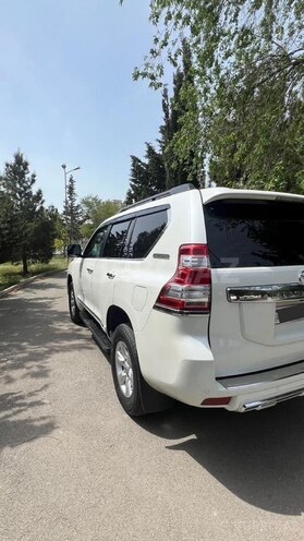 Toyota Land Cruiser Prado 2011, 196,660 km - 2.7 l - Bakı