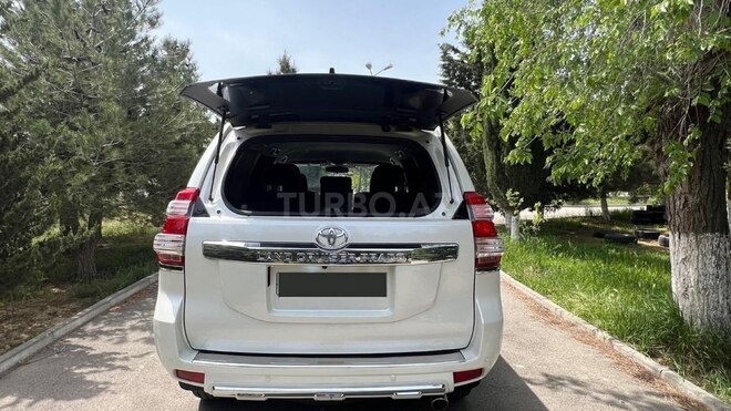 Toyota Land Cruiser Prado 2011, 196,660 km - 2.7 l - Bakı